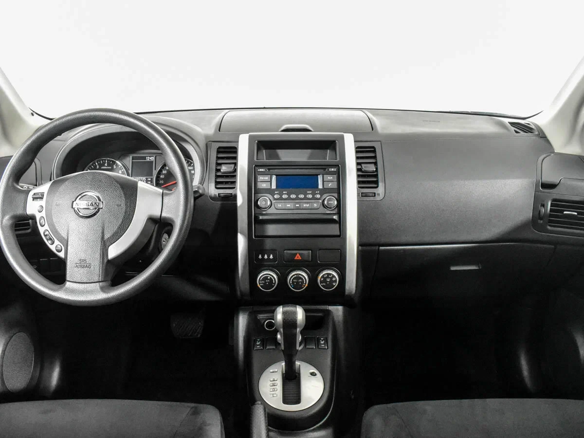 Nissan X-Trail, Серебряный, 2013, Вариатор, 141 л.с., цена от 755 000 руб.