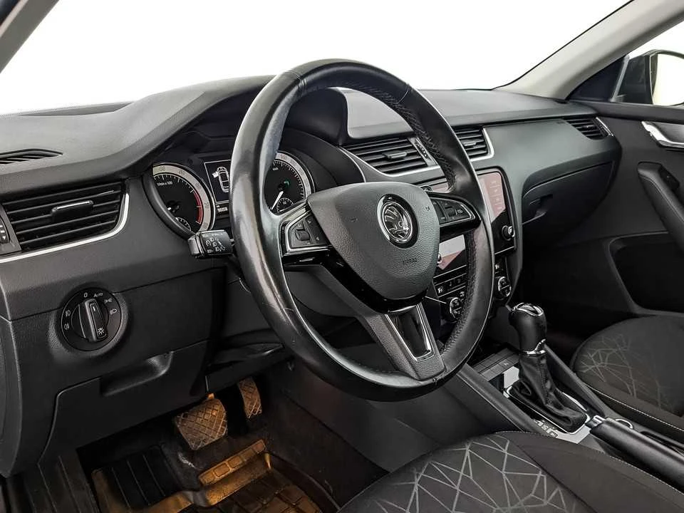 SKODA OCTAVIA, Коричневый, 2020, Робот, 150 л.с., цена от 1 337 600 руб.