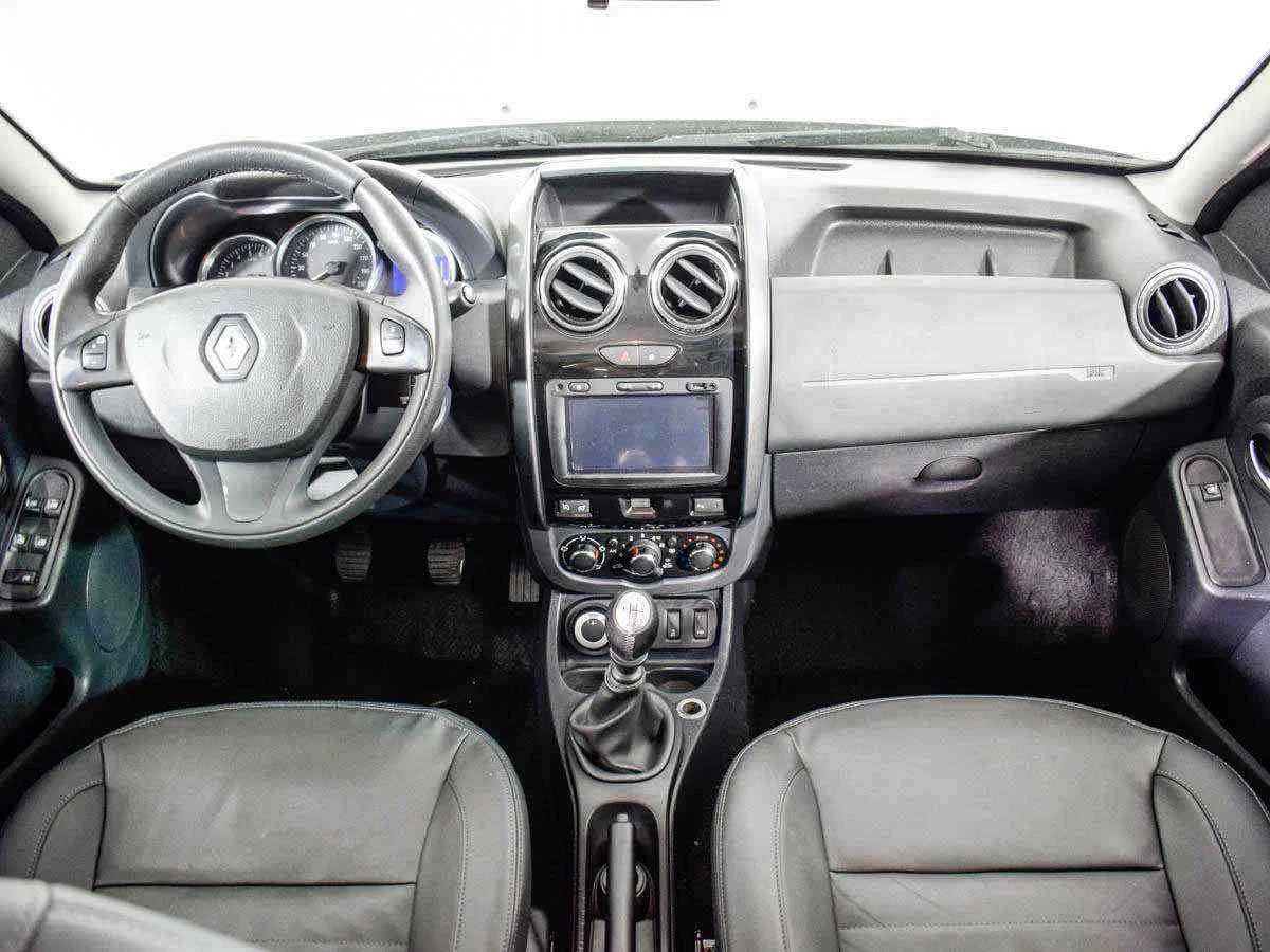 Renault Duster, Зеленый, 2016, Механическая, 109 л.с., цена от 936 000 руб.
