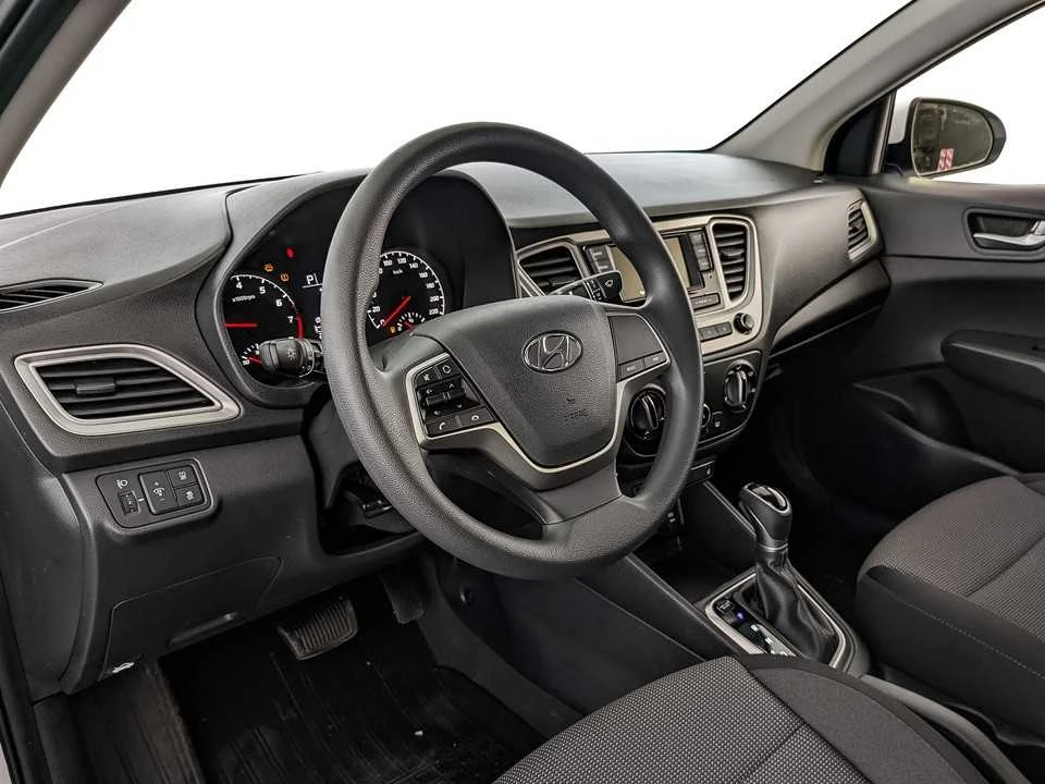 HYUNDAI SOLARIS, Белый, 2022, Автоматическая, 123 л.с., цена от 1 376 000 руб.