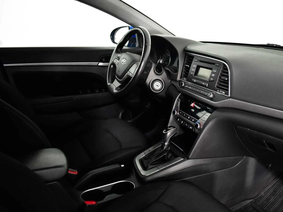 HYUNDAI ELANTRA, Синий, 2017, Автоматическая, 128 л.с., цена от 800 000 руб.