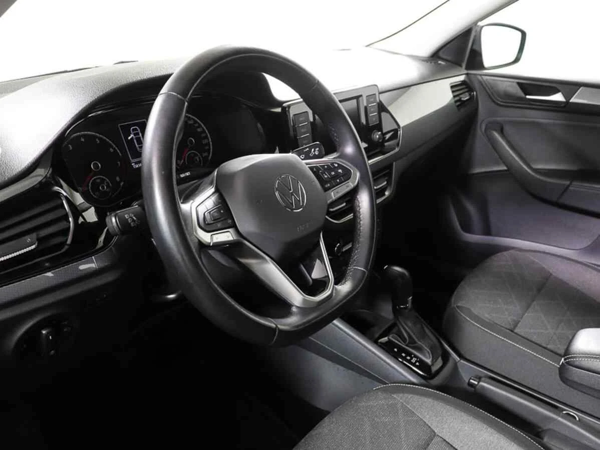 Volkswagen Polo, Черный, 2021, Автоматическая, 110 л.с., цена от 1 390 000 руб.