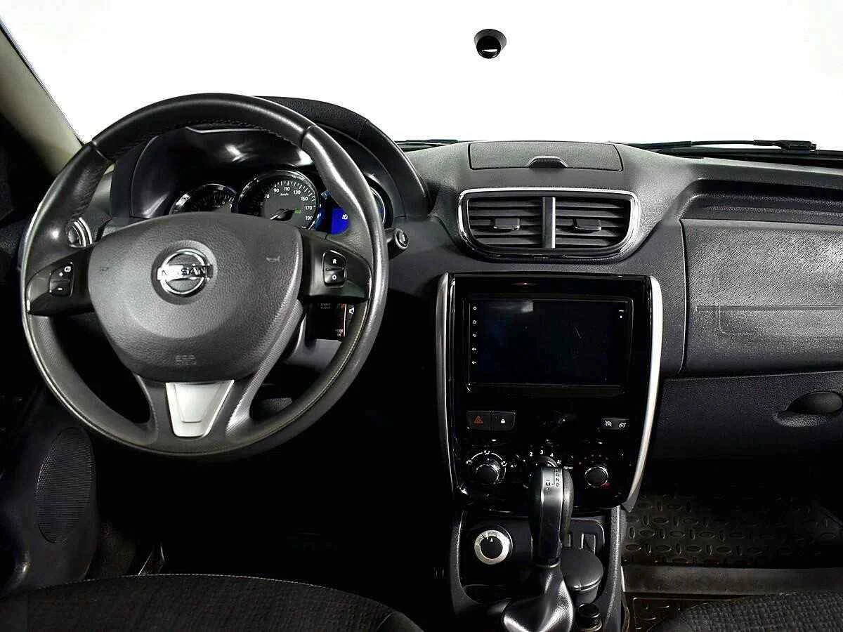 Nissan Terrano, Серебряный, 2017, Автоматическая, 143 л.с., цена от 789 000 руб.