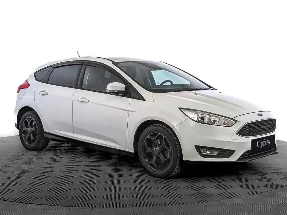 FORD FOCUS, Белый, 2015, Робот, 125 л.с., цена от 744 000 руб.