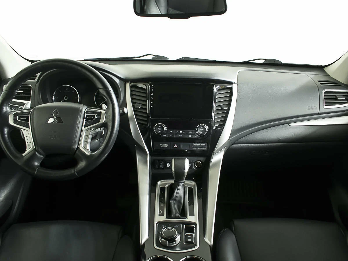 Mitsubishi Pajero Sport, Синий, 2015, Автоматическая, 222 л.с., цена от 1 245 000 руб.
