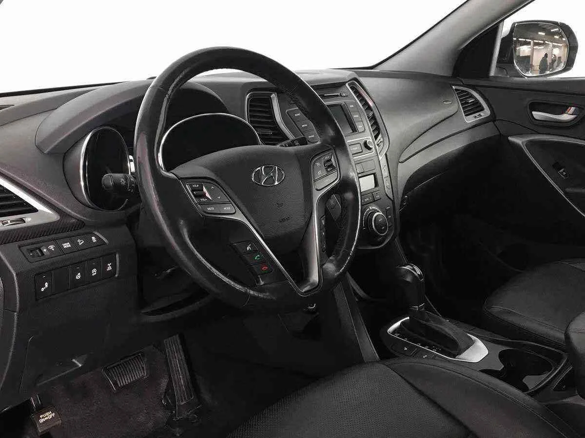 Hyundai Santa Fe, Серебряный, 2017, Автоматическая, 200 л.с., цена от 1 465 000 руб.