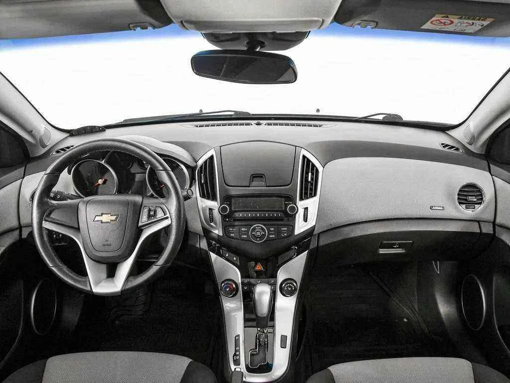 Chevrolet Cruze, Серебряный, 2014, Автоматическая, 141 л.с., цена от 449 430 руб.