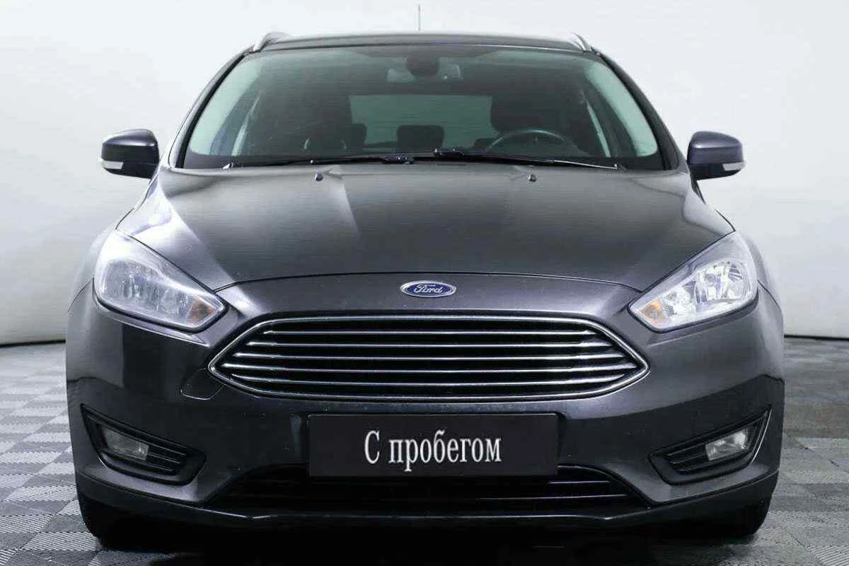 Ford Focus, Серый, 2018, Робот, 150 л.с., цена от 876 000 руб.