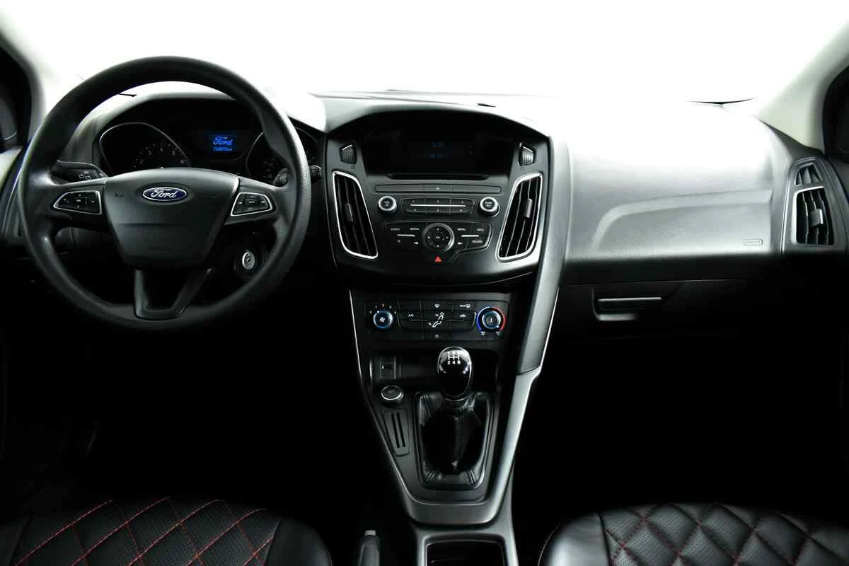 Ford Focus, Белый, 2017, Механическая, 105 л.с., цена от 597 000 руб.