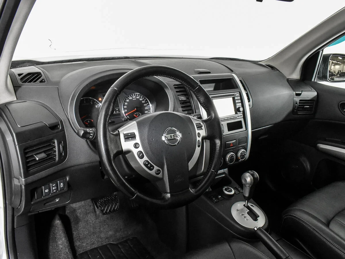 Nissan X-Trail, Серебряный, 2012, Вариатор, 169 л.с., цена от 783 000 руб.