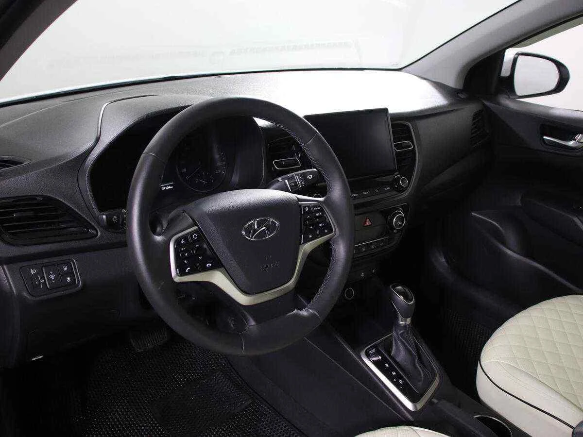 Hyundai Solaris, Белый, 2020, Автоматическая, 100 л.с., цена от 993 000 руб.