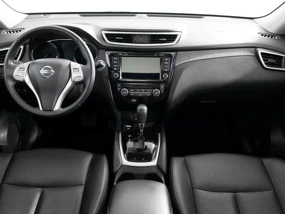 Nissan X-Trail, Серебряный, 2015, Вариатор, 171 л.с., цена от 1 064 000 руб.