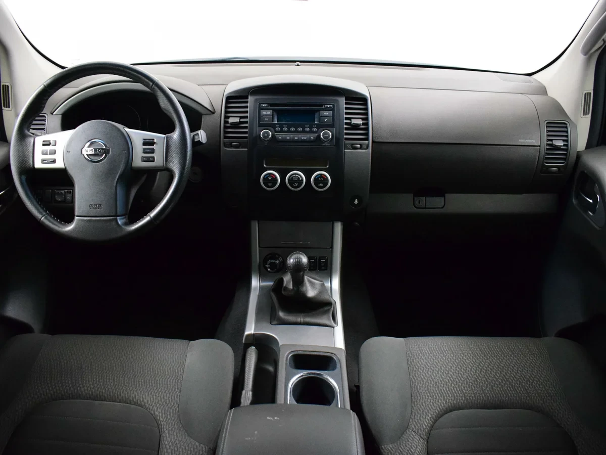 Nissan Pathfinder, Голубой, 2012, Механическая, 190 л.с., цена от 920 000 руб.