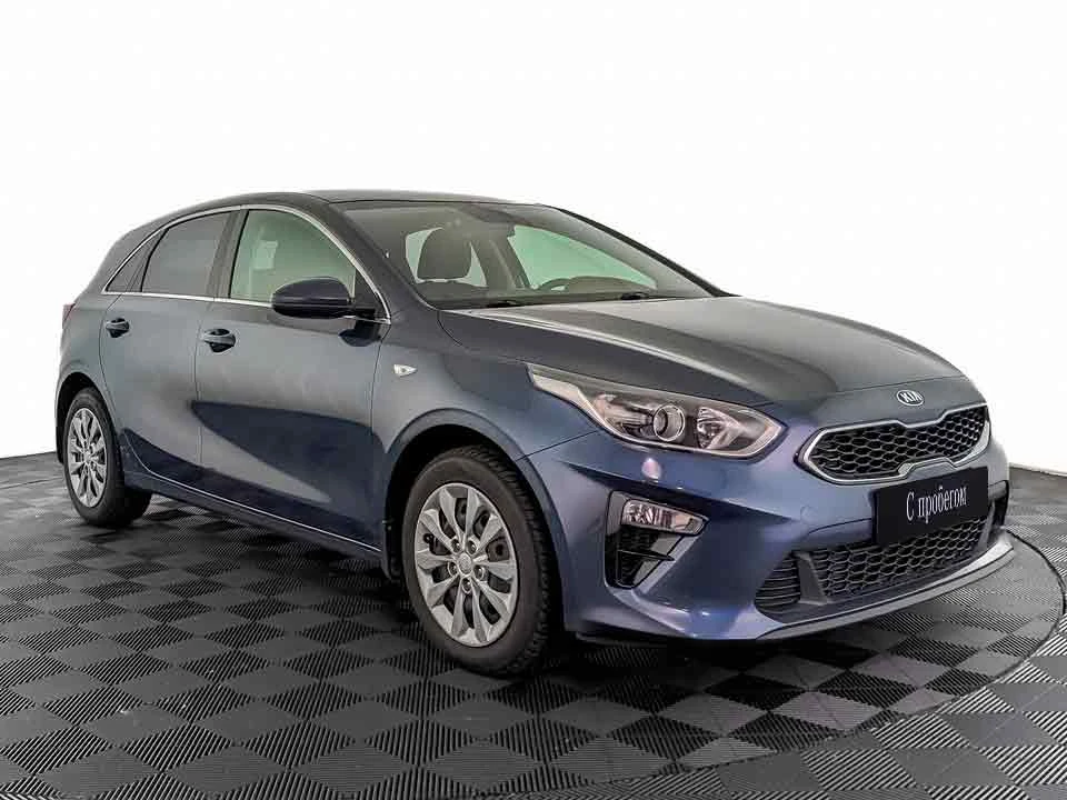 KIA CEED, Синий, 2018, Робот, 140 л.с., цена от 1 112 000 руб.
