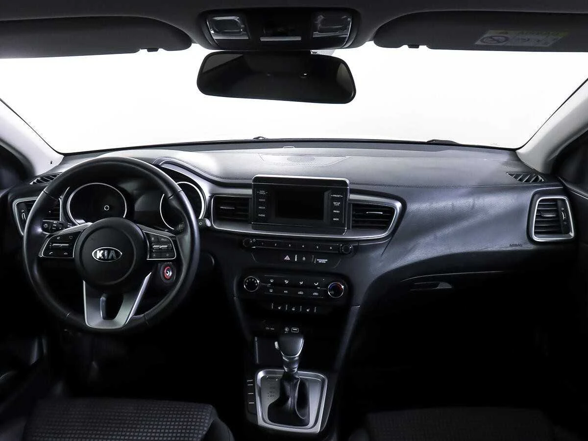 KIA CEED, Белый, 2019, Автоматическая, 128 л.с., цена от 1 160 000 руб.