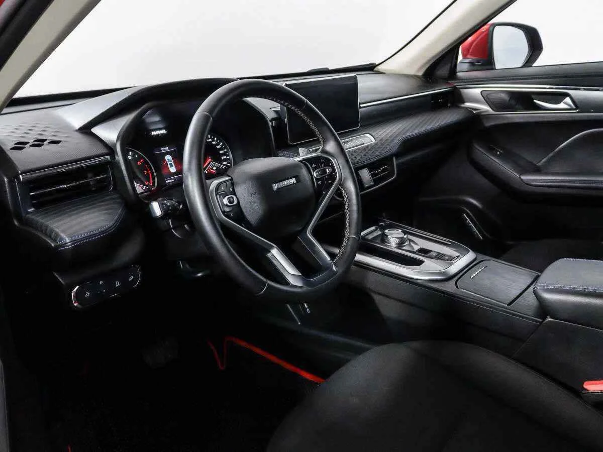Haval Jolion, Красный, 2023, Робот, 150 л.с., цена от 1 729 444 руб.