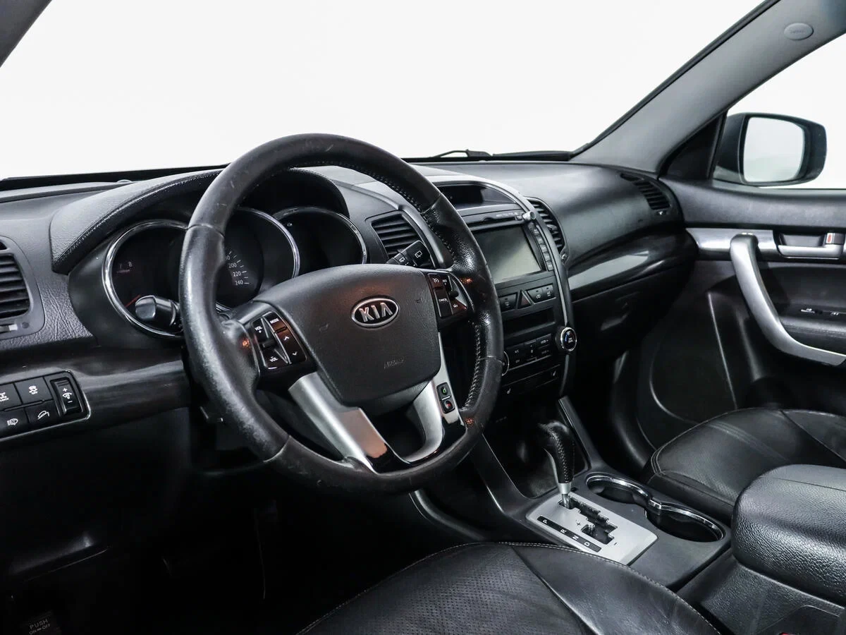 KIA Sorento, Серый, 2011, Автоматическая, 175 л.с., цена от 520 000 руб.
