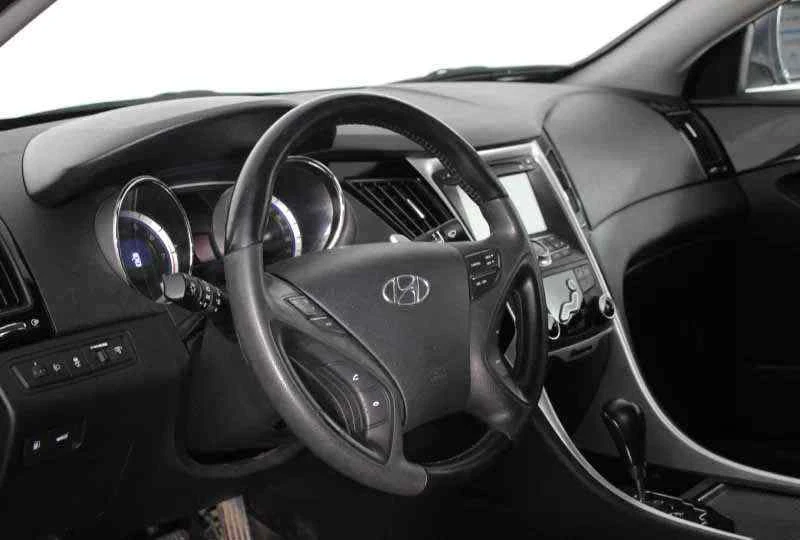 Hyundai Sonata, Серый, 2012, Автоматическая, 150 л.с., цена от 685 000 руб.