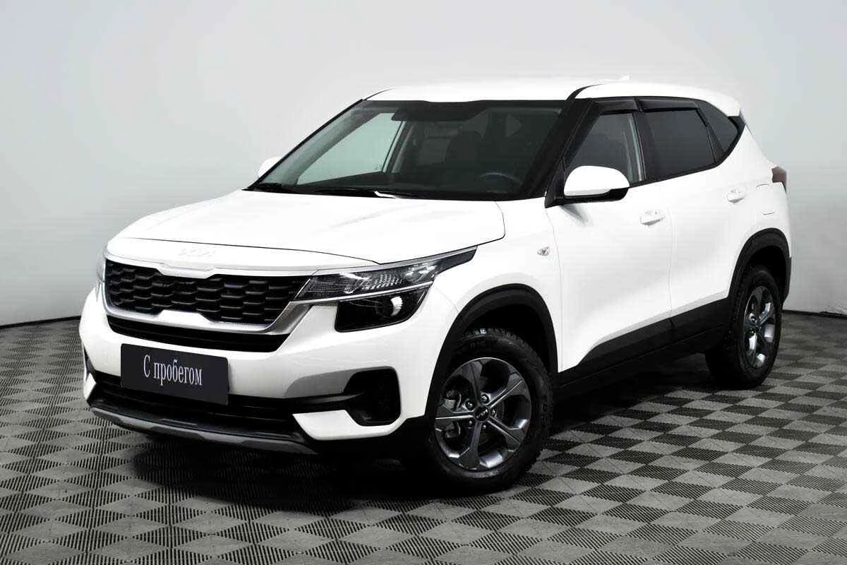 KIA Seltos, Белый, 2022, Вариатор, 149 л.с., цена от 1 835 000 руб.