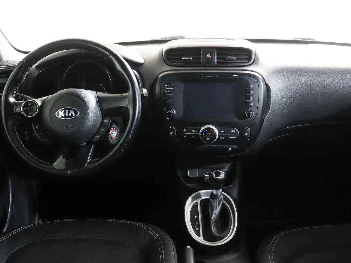 KIA Soul, Красный, 2018, Автоматическая, 150 л.с., цена от 1 115 000 руб.
