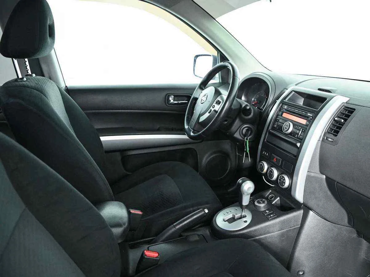 Nissan X-Trail, Серебряный, 2011, Вариатор, 141 л.с., цена от 593 500 руб.