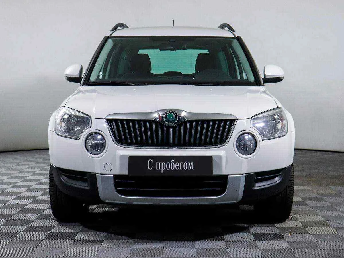 Skoda Yeti, Белый, 2013, Робот, 122 л.с., цена от 545 000 руб.