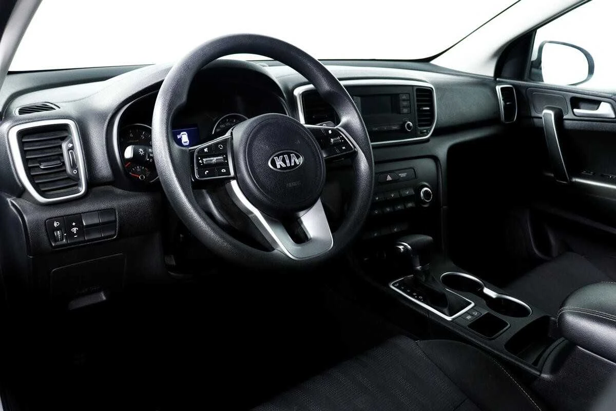 KIA SPORTAGE, Белый, 2021, Автоматическая, 150 л.с., цена от 1 376 000 руб.