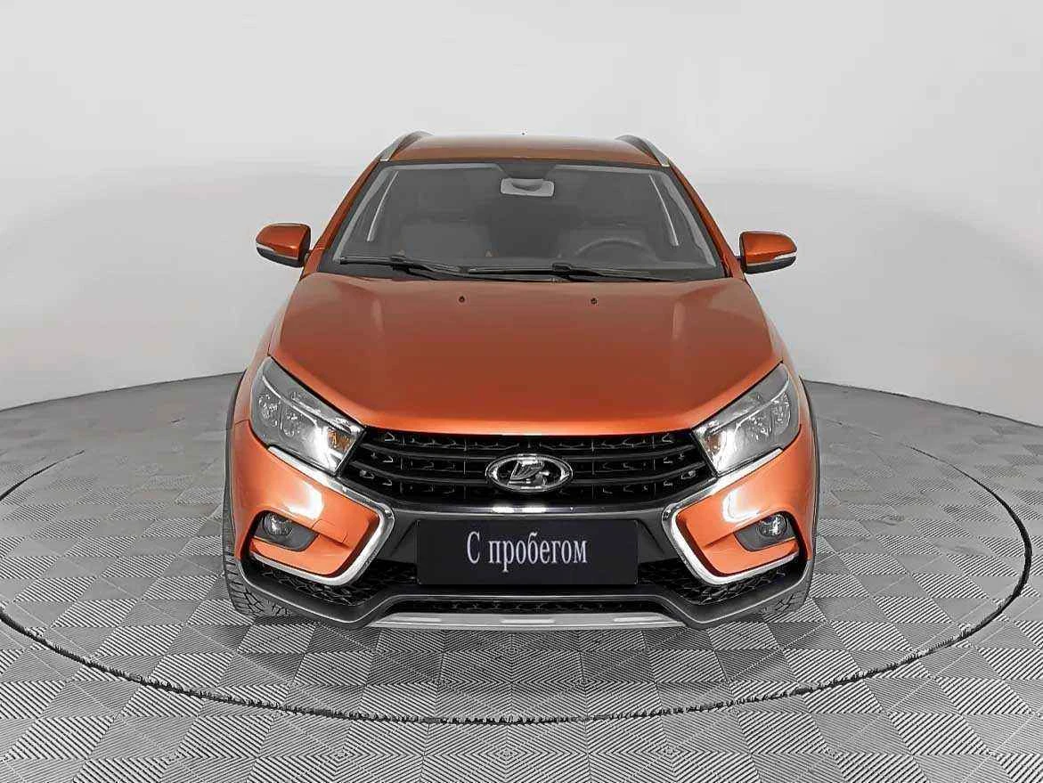 LADA Vesta SW Cross, Оранжевый, 2021, Механическая, 122 л.с., цена от 923 000 руб.