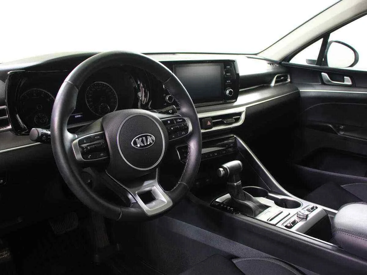 KIA K5, Белый, 2020, Автоматическая, 150 л.с., цена от 1 917 000 руб.