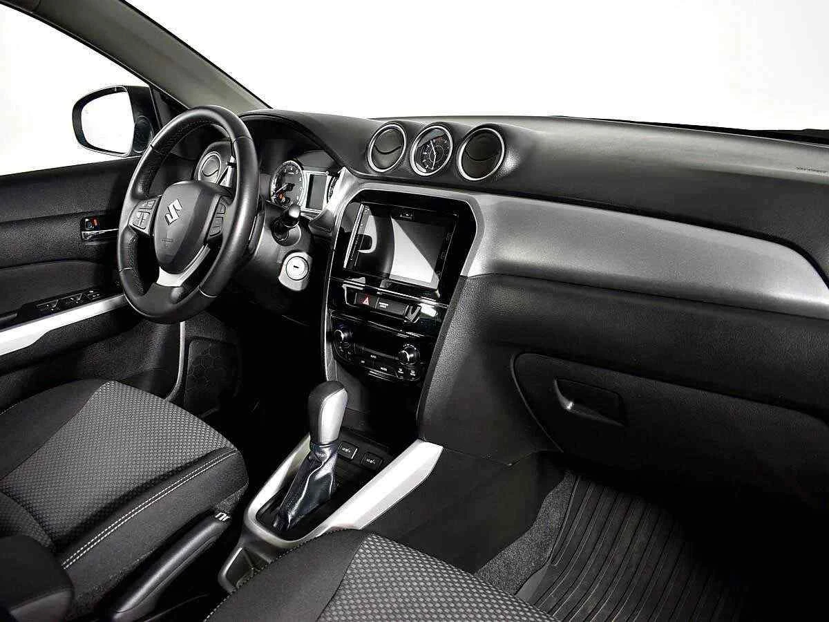 Suzuki Vitara, Серебряный, 2017, Автоматическая, 117 л.с., цена от 1 201 000 руб.