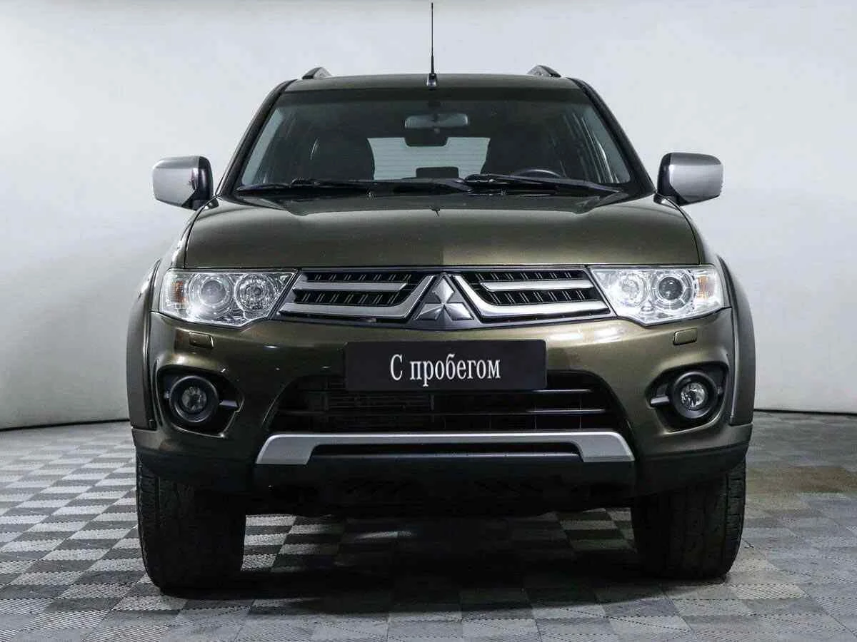 Mitsubishi Pajero Sport, Коричневый, 2015, Автоматическая, 178 л.с., цена от 1 539 000 руб.
