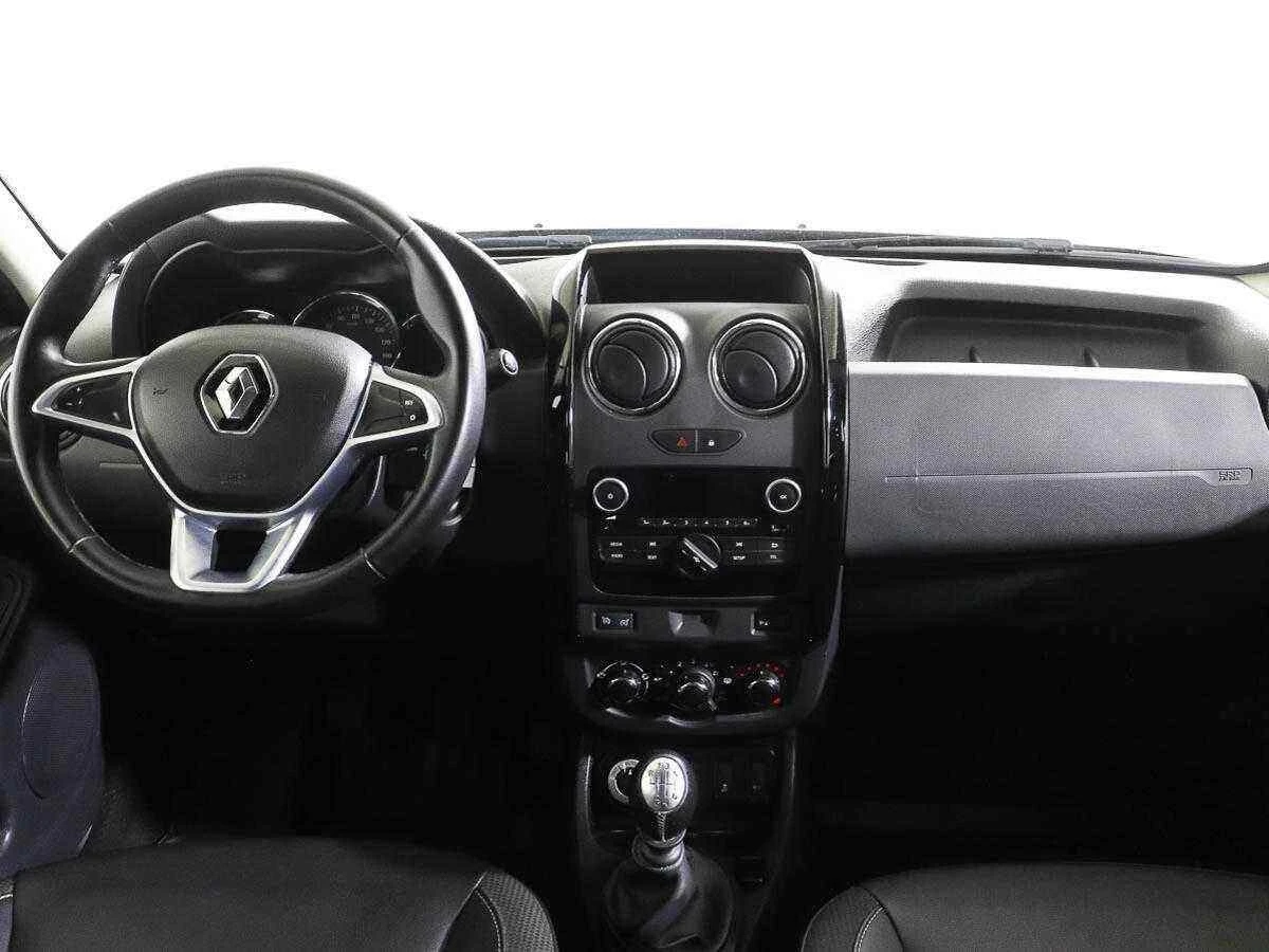 Renault Duster, Коричневый, 2017, Механическая, 109 л.с., цена от 950 000 руб.