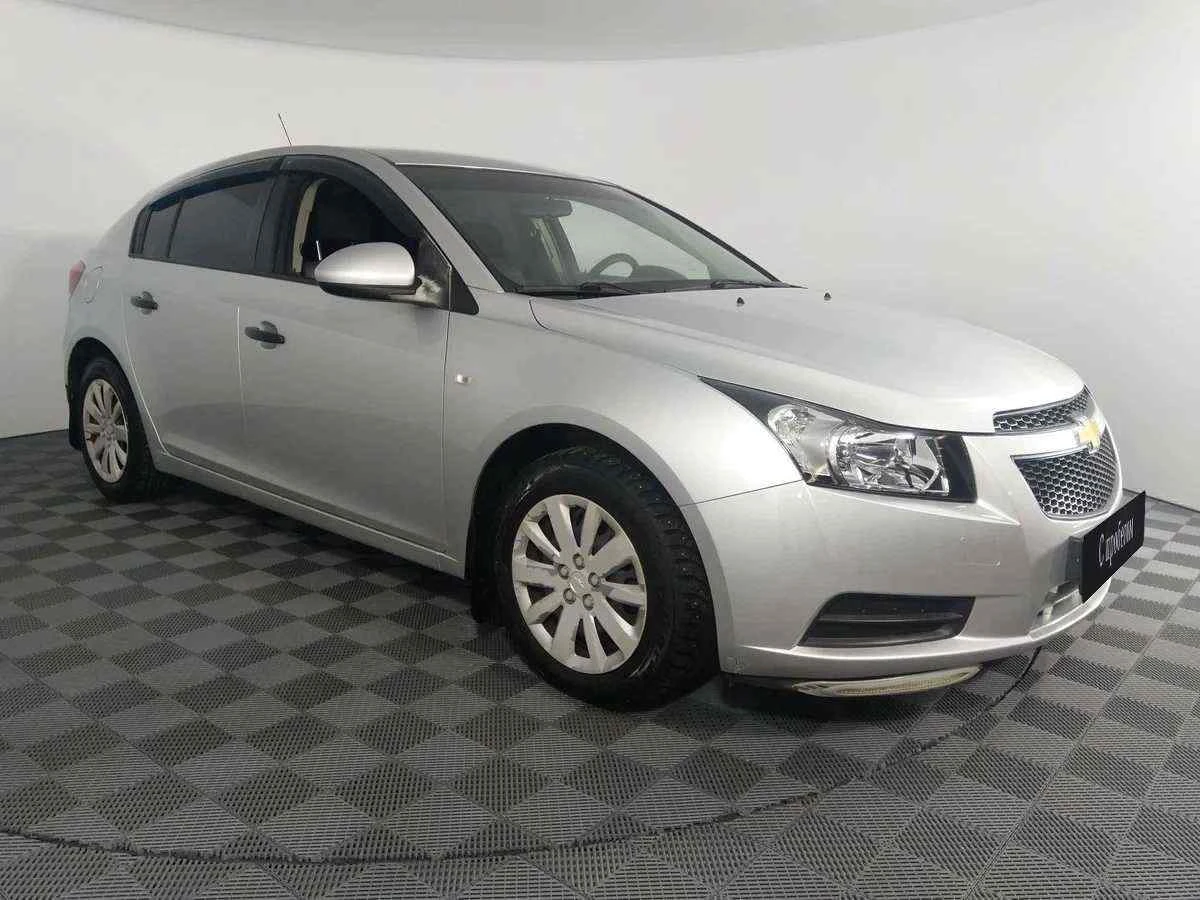Chevrolet Cruze, Серебряный, 2012, Механическая, 109 л.с., цена от 444 000 руб.