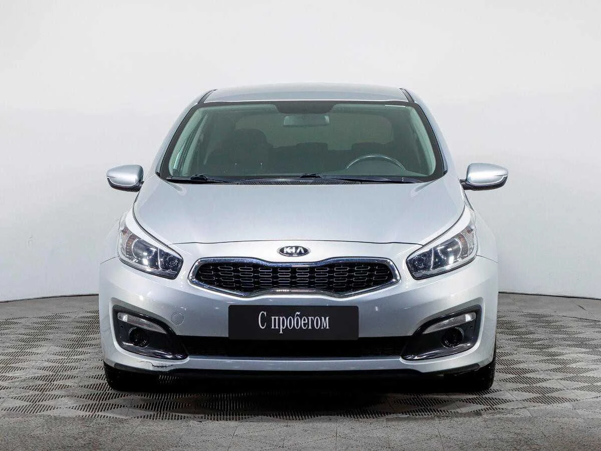 KIA CEED, Серебряный, 2018, Автоматическая, 130 л.с., цена от 936 000 руб.