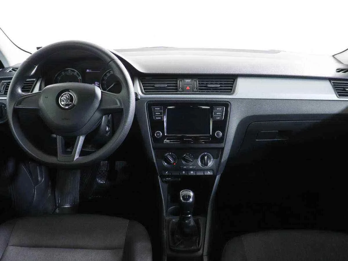 Skoda Rapid, Белый, 2018, Механическая, 90 л.с., цена от 585 000 руб.