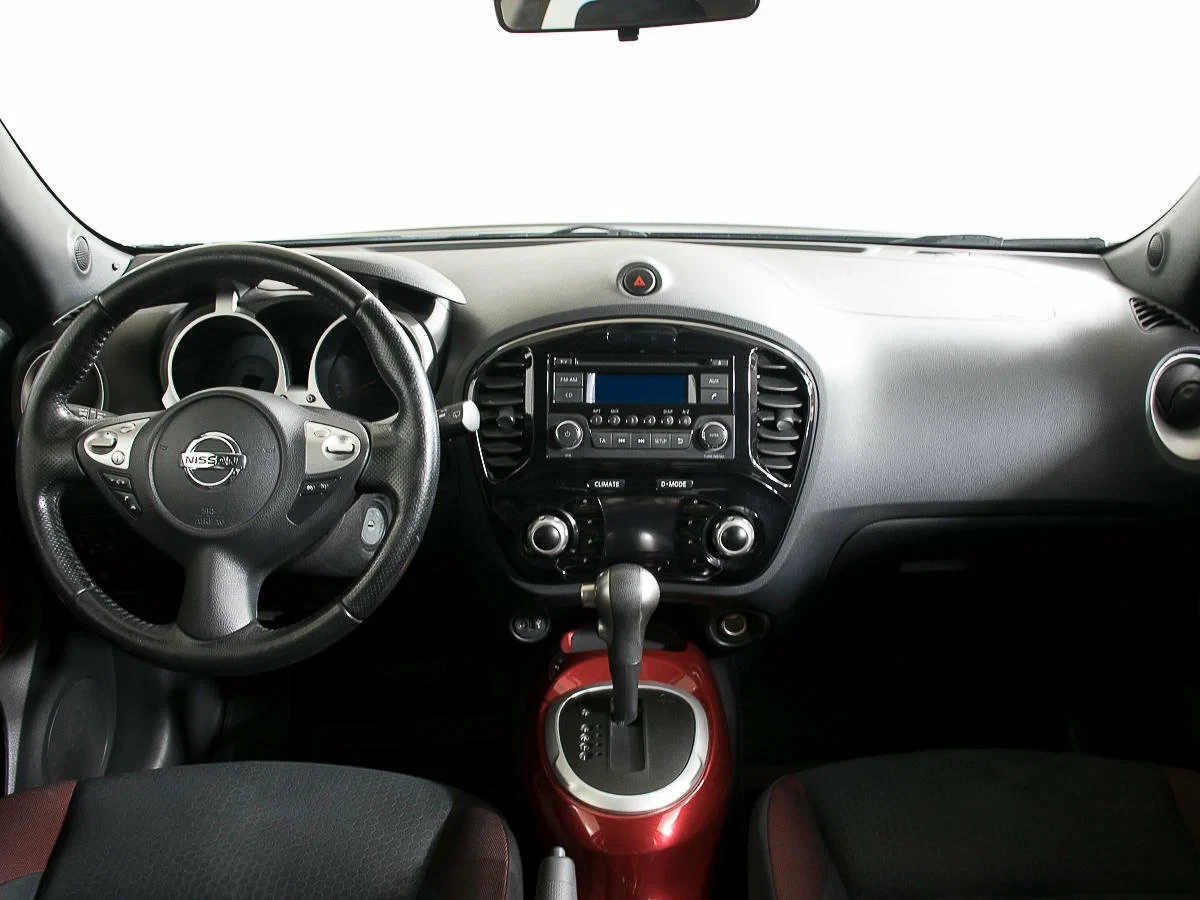 Nissan Juke, Черный, 2013, Вариатор, 117 л.с., цена от 568 700 руб.