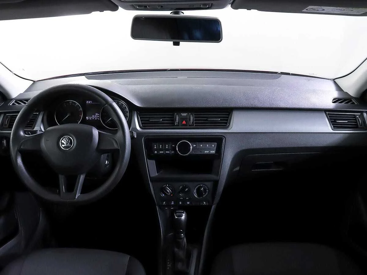 SKODA RAPID, Красный, 2017, Автоматическая, 110 л.с., цена от 764 000 руб.