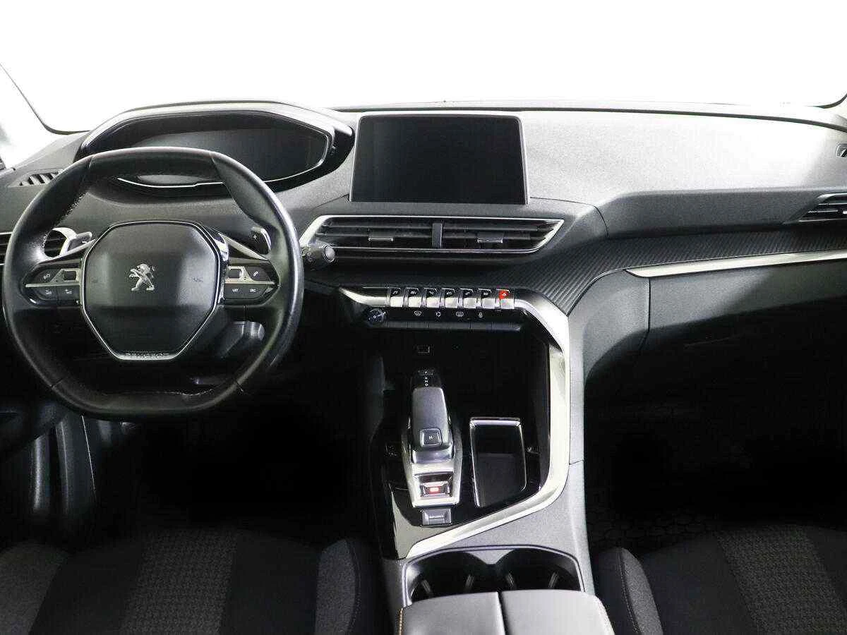 Peugeot 5008, Зеленый, 2018, Автоматическая, 120 л.с., цена от 1 555 000 руб.