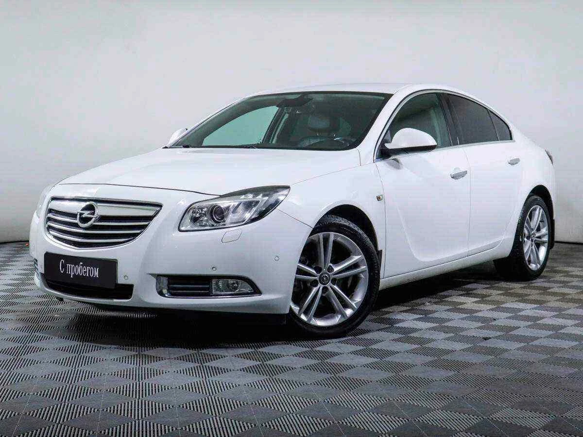 Opel Insignia, Белый, 2013, Автоматическая, 220 л.с., цена от 725 000 руб.