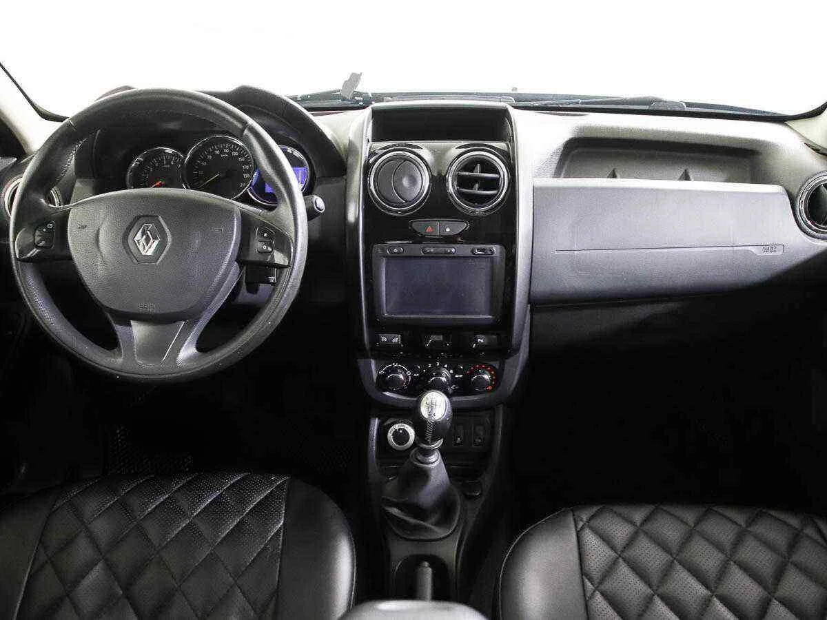 Renault Duster, Зеленый, 2016, Механическая, 143 л.с., цена от 870 000 руб.