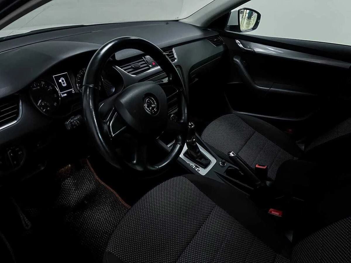 SKODA OCTAVIA, Белый, 2013, Робот, 180 л.с., цена от 887 200 руб.