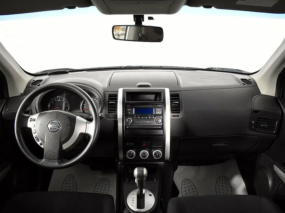 Nissan X-Trail, Белый, 2013, Вариатор, 141 л.с., цена от 897 400 руб.