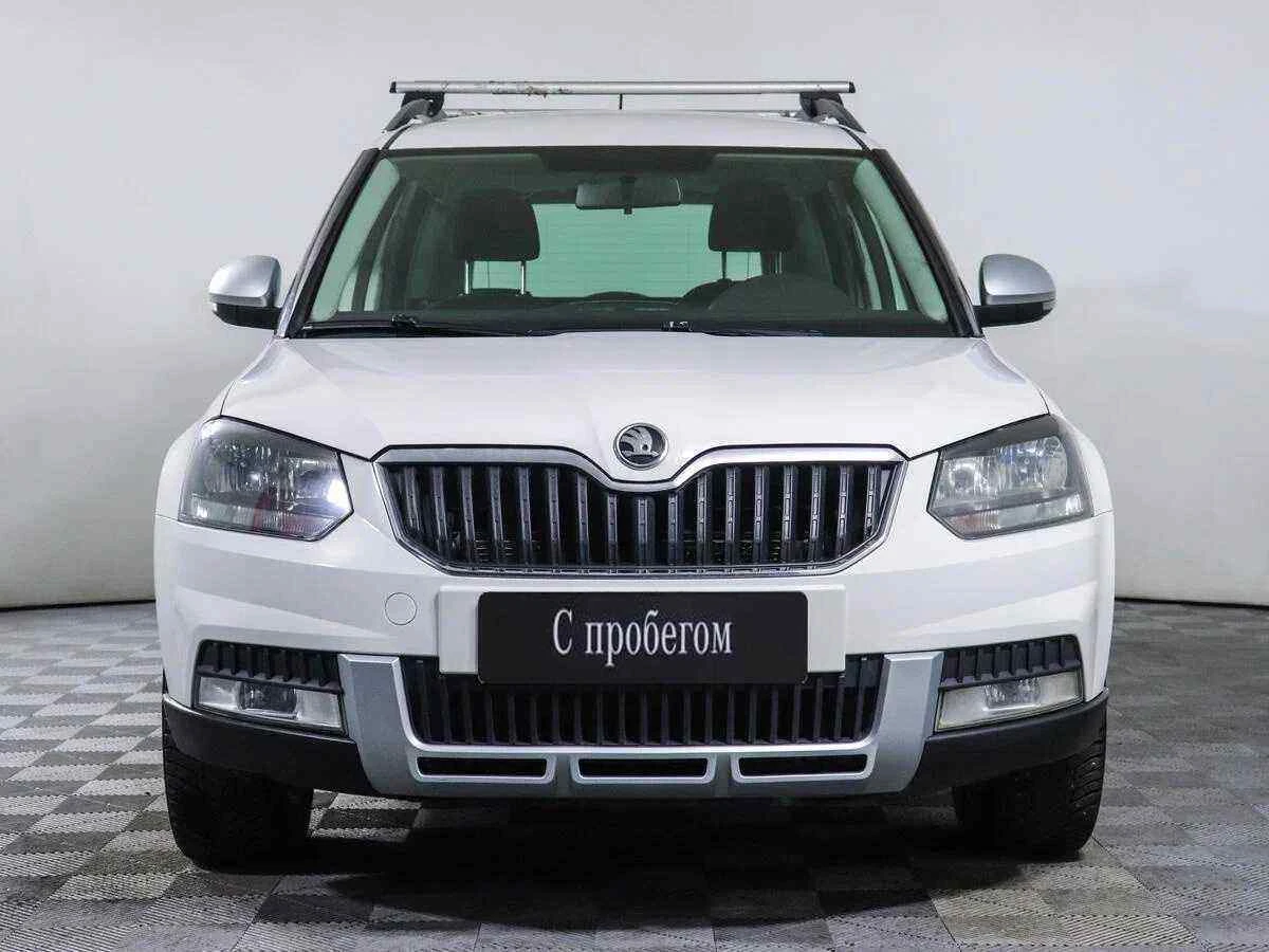 Skoda Yeti, Белый, 2015, Робот, 152 л.с., цена от 855 000 руб.
