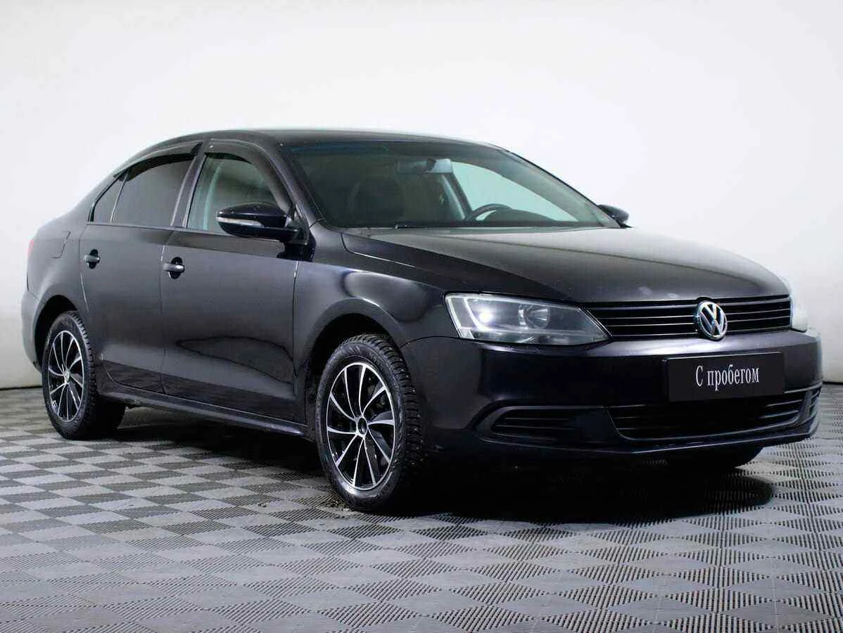 Volkswagen Jetta, Черный, 2013, Робот, 122 л.с., цена от 645 000 руб.