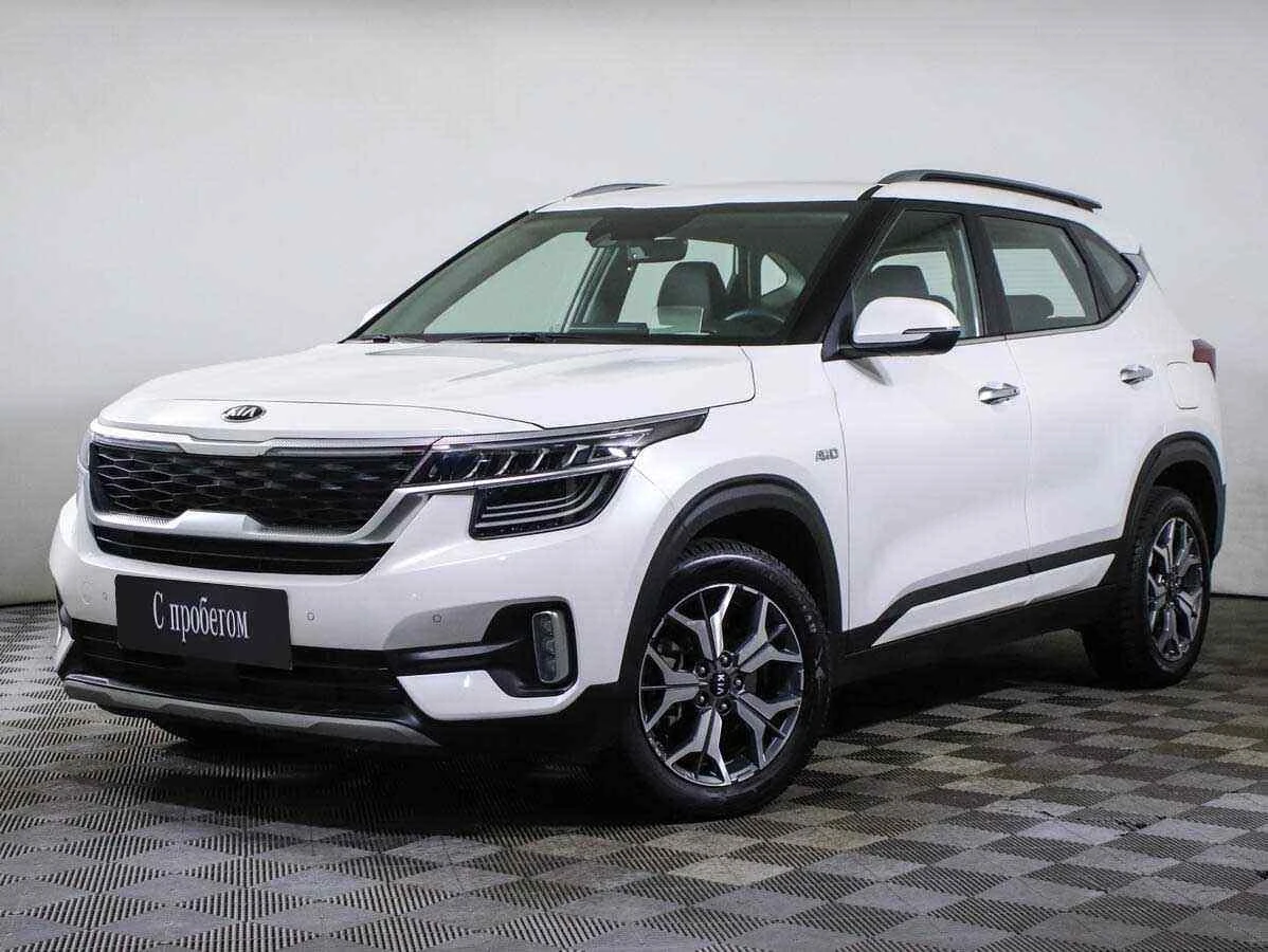 KIA Seltos, Белый, 2020, Вариатор, 149 л.с., цена от 1 890 000 руб.