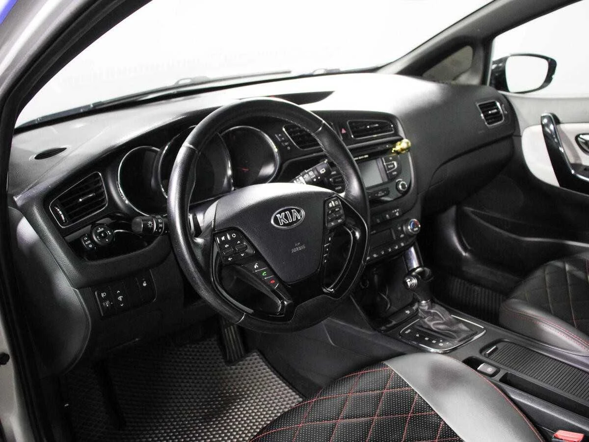 KIA CEED, Серебряный, 2015, Автоматическая, 129 л.с., цена от 752 000 руб.