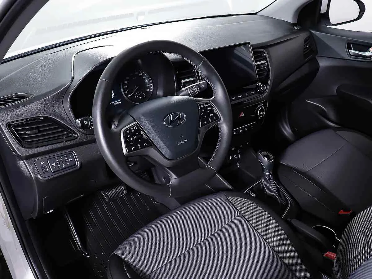 Hyundai Solaris, Белый, 2021, Автоматическая, 123 л.с., цена от 996 000 руб.