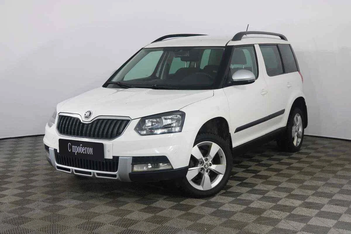 Skoda Yeti, Белый, 2014, Робот, 122 л.с., цена от 857 000 руб.