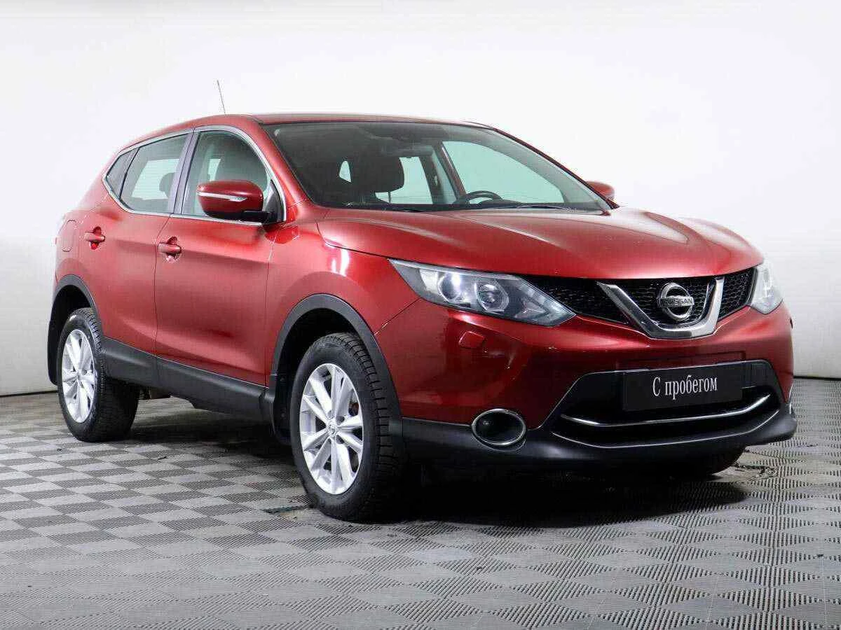 Nissan Qashqai, Красный, 2016, Вариатор, 144 л.с., цена от 945 000 руб.