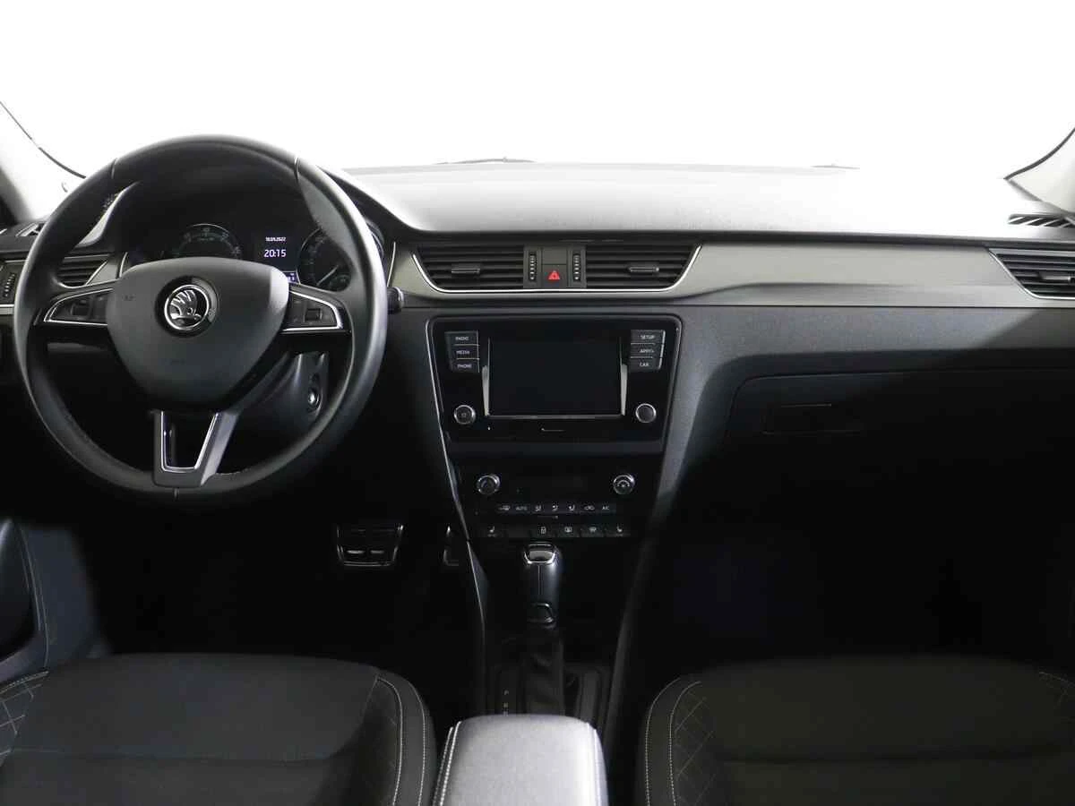 Skoda Rapid, Бежевый, 2018, Робот, 125 л.с., цена от 715 000 руб.